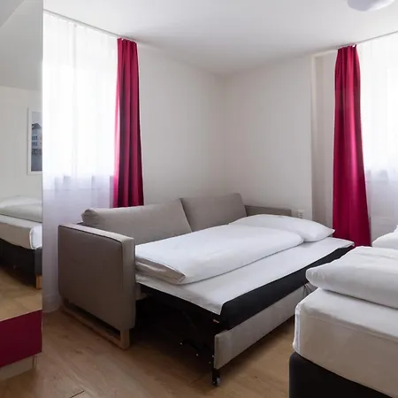 Fred Hauptbahnhof Guest house Zurich