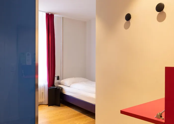 Otel Fred Hauptbahnhof - Self Check-in 2*