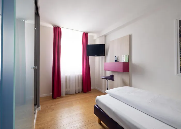 Fred Hauptbahnhof - Self Check-in