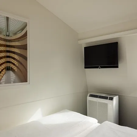 Fred Hauptbahnhof - Self Check-in