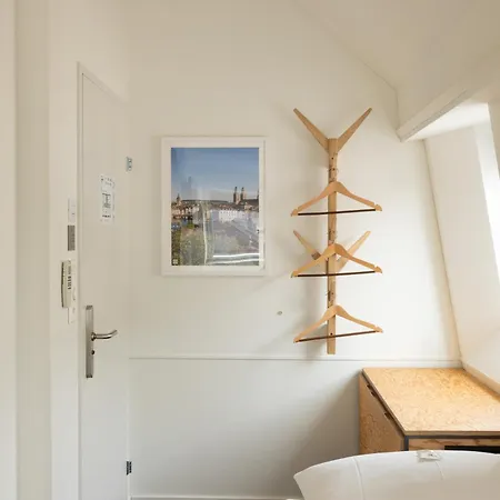 Fred Hauptbahnhof - Self Check-in Hotel Zürich