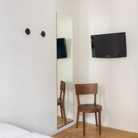 Fred Hauptbahnhof - Self Check-in 2* Zürich