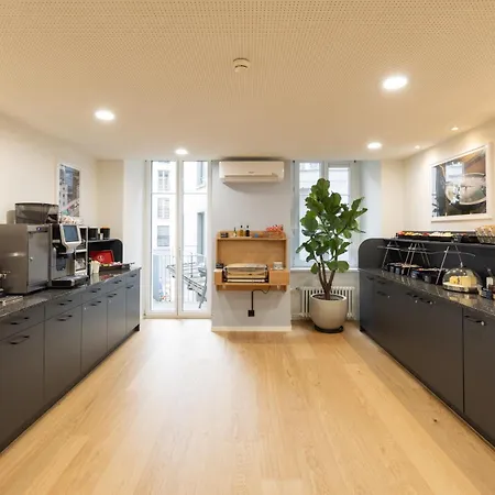 Fred Hauptbahnhof - Self Check-in