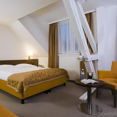 Fred Hauptbahnhof - Self Check-in