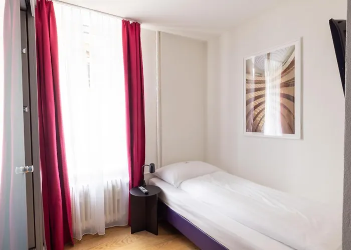 Fred Hauptbahnhof - Self Check-in Hotel Zúrich