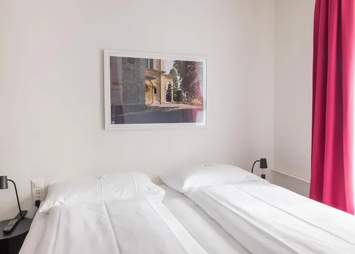 Fred Hauptbahnhof - Self Check-in 2* Zürich